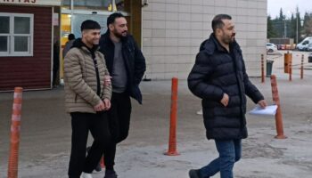 bursada borclu oldugu sahsi yaralayan supheli 18 gun sonra kahvalti yaparken yakalandi ia6UPnqg