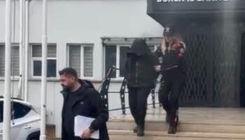 bursada polisim yalaniyla vatandasi 300 bin tl dolandirdi cYQLJIX5