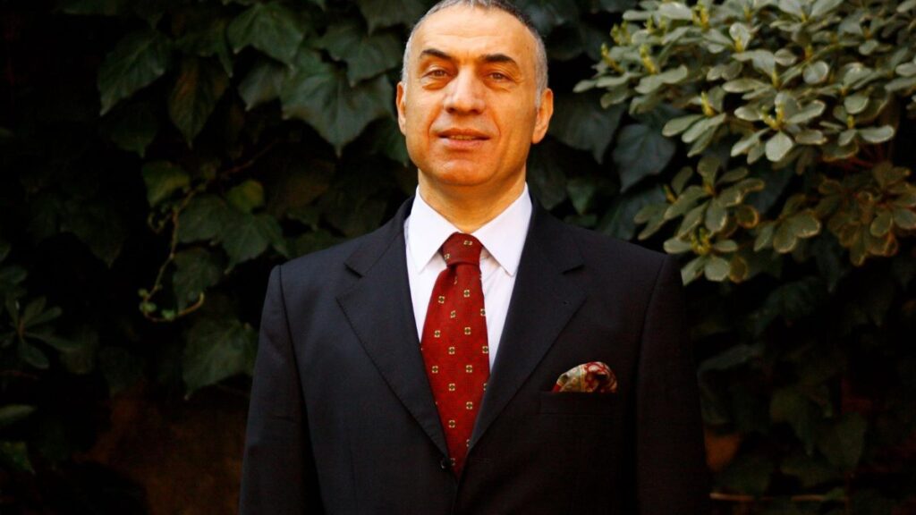 ceolarin evrimi izole yoneticilerden is birlikci ve yenilikci liderlere ILVwaEzS