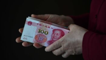 cinin doviz rezervleri ocakta 32 trilyon dolara ulasti YWAZiMTD