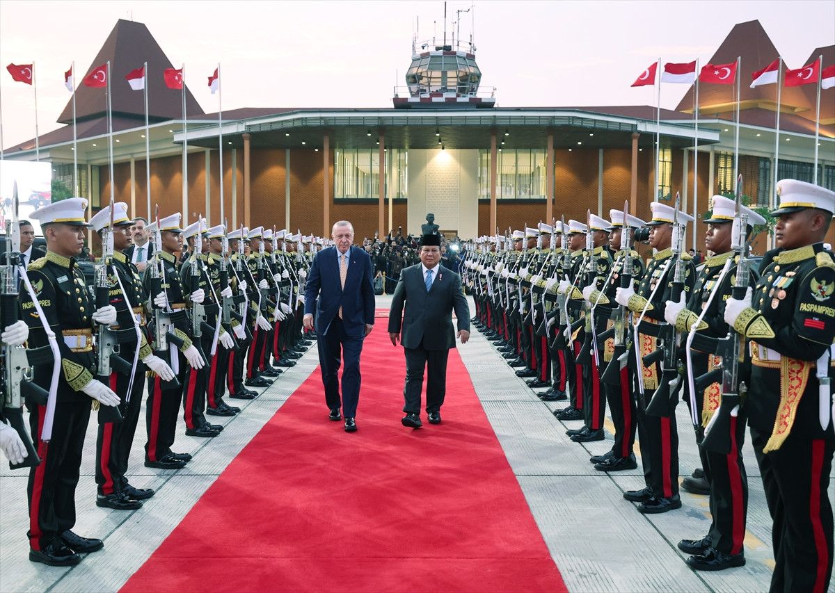 cumhurbaskani erdogan endonezyadan ayrildi 0 emnu5LJp