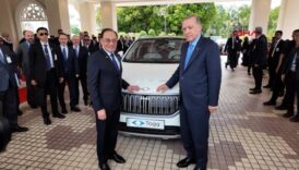 cumhurbaskani erdogan malezya basbakanina togg hediye etti 7AfQMAKn