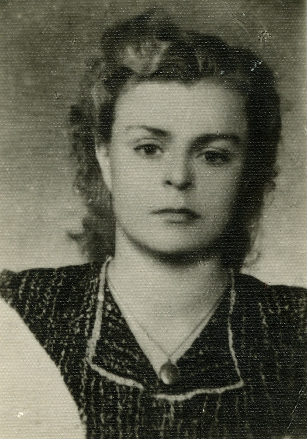 dalia grinkevi i teun sibirya surgununde calinan bir cocuklugun anilari oysa gokyuzu muhtesemdi 3 SJNdiPHy