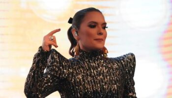 demet akalini kizdiran yorum takipcisi son karesinde unlu sarkiciyi taniyamadi 3pK6jj2B