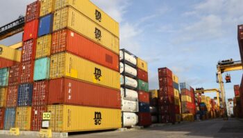 depremden etkilenen illerin mal ve hizmet ihracati gelisti me1TiRlS