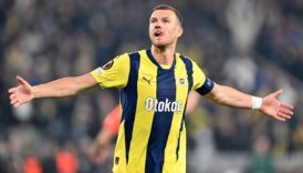 edin dzeko bu sezonki 19 golunu kaydetti Fp7z1SAC