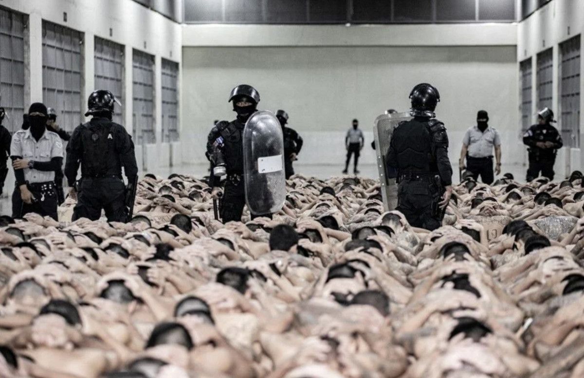 el salvadorun cehennemi dunyanin en buyuk hapishanesi cecotun karanlik yuzu 5 AH5vEXuL