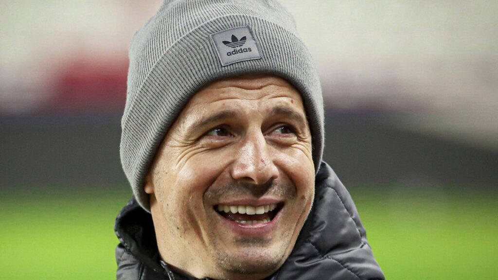 emre belozoglundan 1959 oncesi sampiyonluklar mesaji fenerbahce hakli 229dFFNc