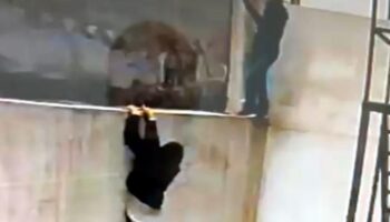 esenyurtta 250 bin liralik hirsizlik hTnqaasA