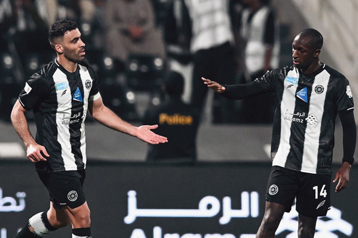 fatih terimin calistirdigi al shabab al khaleeje 5 atti 1 DvSNXpSB