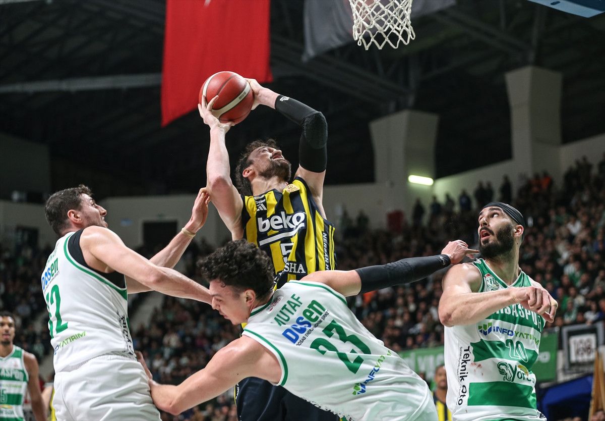 fenerbahce bursasporu uzatmada devirdi 0 3d8VCud8