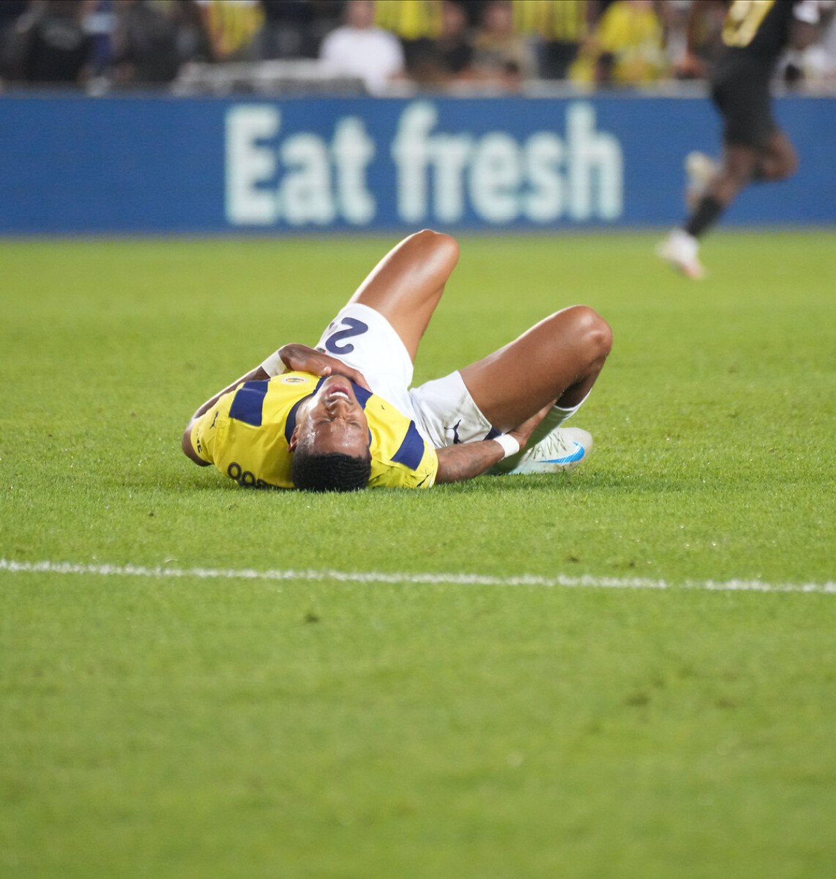 Fenerbahçe stoper bölgesinde sakatlıklarla boğuşuyor 1 fenerbahce stoper bolgesinde sakatliklarla bogusuyor 0 zlbq2sSz