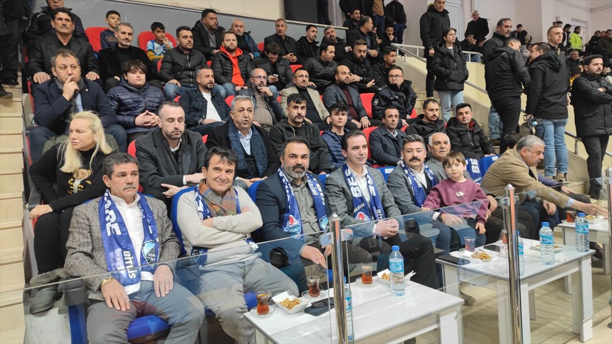 Fenerbahçe, TÜRŞAD'a set vermedi 1 fenerbahce tursada set vermedi 0 ihPfjdiH