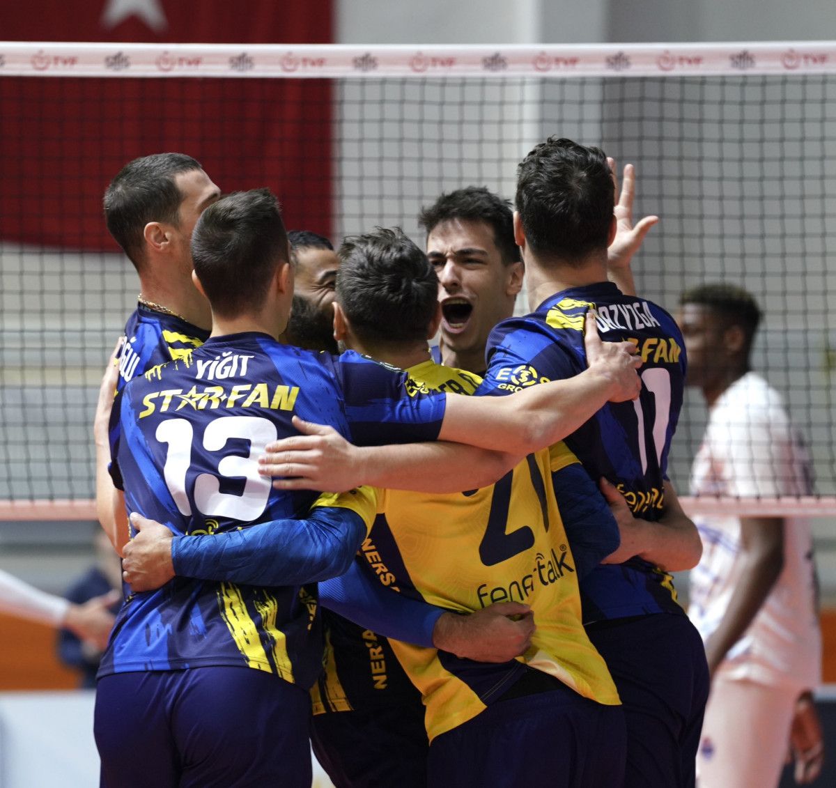 fenerbahce tursada set vermedi 2 39vLWNEU