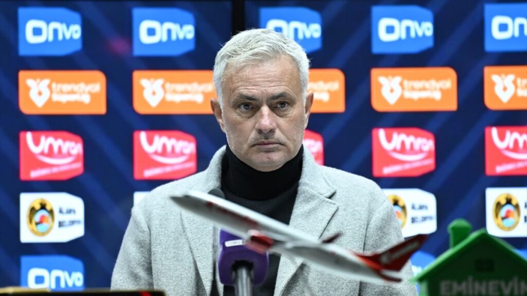 fenerbahcede sakatliklar icin acil eylem plani mourinho alternatif ariyor Dz5CP1wz