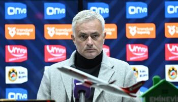 fenerbahcede sakatliklar icin acil eylem plani mourinho alternatif ariyor Dz5CP1wz