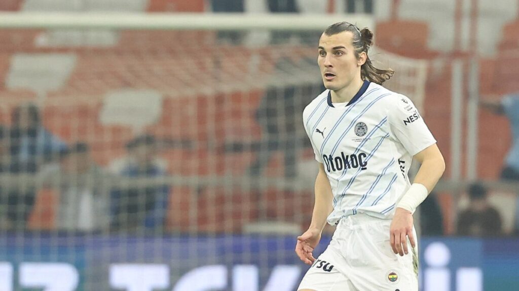 fenerbahceye kotu haber caglar soyuncu sakatlandi shmYIIly