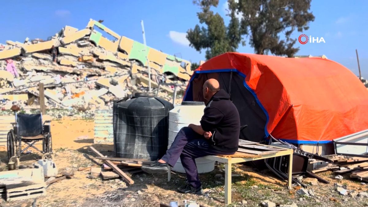 filistinliler enkaza donen evlerinin yanina cadir kuruyor 2 tUCRzT51