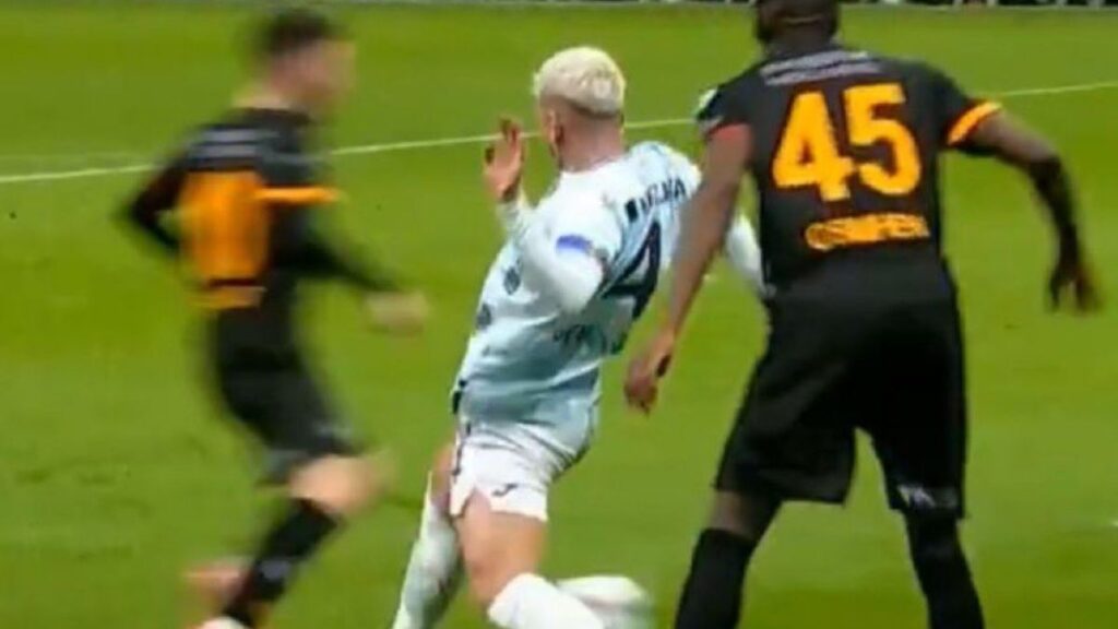 galatasaray adana demirspor macinda var gercegi mqBu1v53