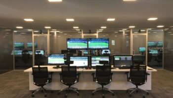 galatasaray adana demirspor macinin var hakemi jakob alexander sundberg C6aIw9bK