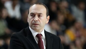 galatasaray basantrenoru yakup sekizkokun annesi vefat etti M1sfubkw