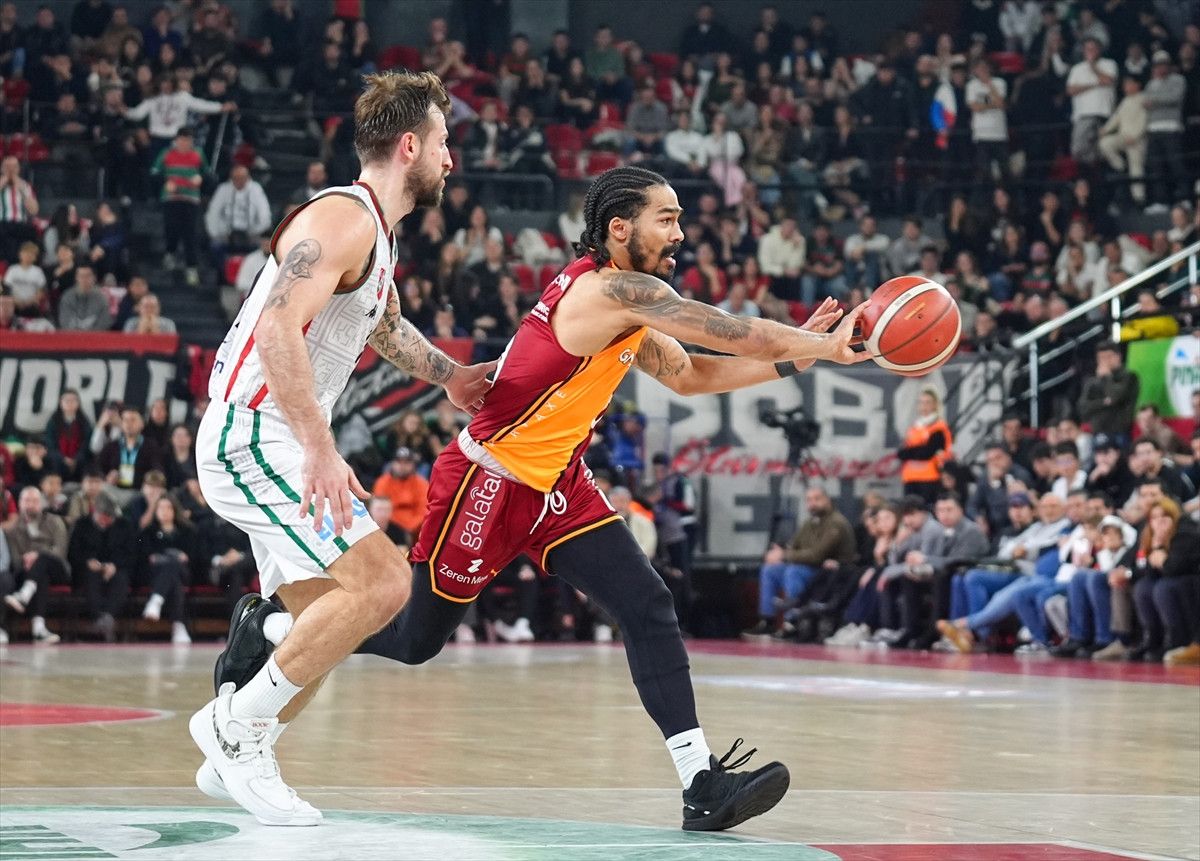 galatasaray karsiyakayi kupanin disina itti 1 7MDJEQA4