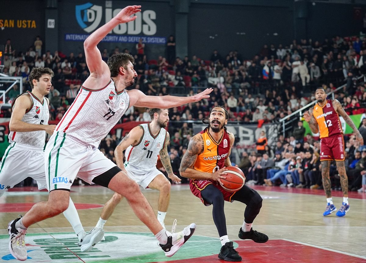 galatasaray karsiyakayi kupanin disina itti 3 zmvruhcG