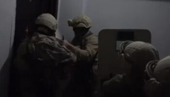 gaziantepte silahli suc orgutune operasyon 23 supheli yakalandi AF13vgPh