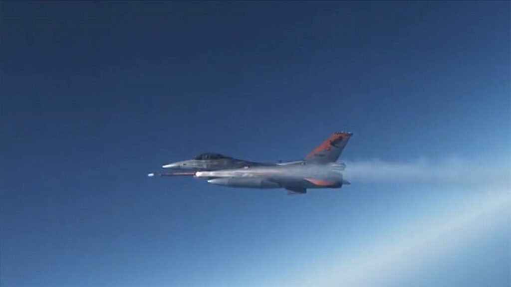 gokdogandan yeni basari yerli ve milli fuze hedefi tam isabetle vurdu pRnEc5XF