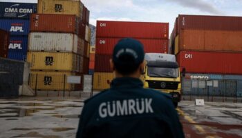 gumrukte kacak sigaraya 886 milyon liralik darbe lTRdKm4p