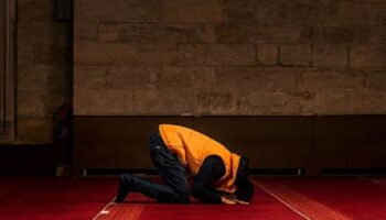 gunahlardan arinmanin gecesi berat kandili j4EnXKmc