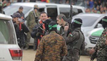hamas cumartesi yapilacak rehine takasini erteledi rMUOtKBq