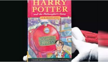 ingilterede harry potter serisinin ilk romani copte bulundu 21 bin sterline satildi JGX2O4CD