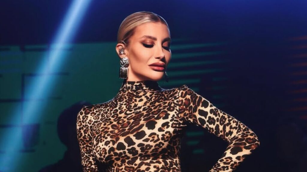 irem derici sarkiciligi onermiyor cocugum olursa doktor olsun mECEE9Vd