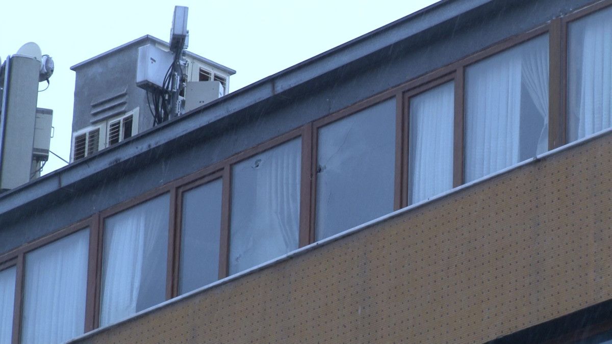 istanbul kartalda dernek binasina silahli saldiri 1 R2WE37b1