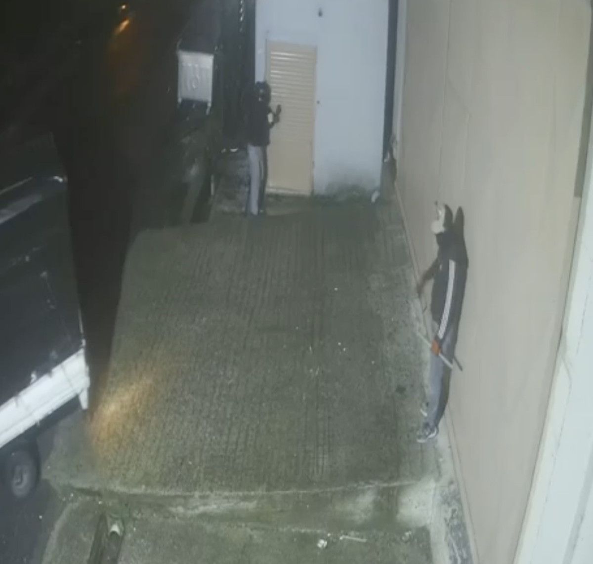 istanbulda acemi hirsizlarin basarisiz girisimi kameraya yansidi 0 WQjtd4hw