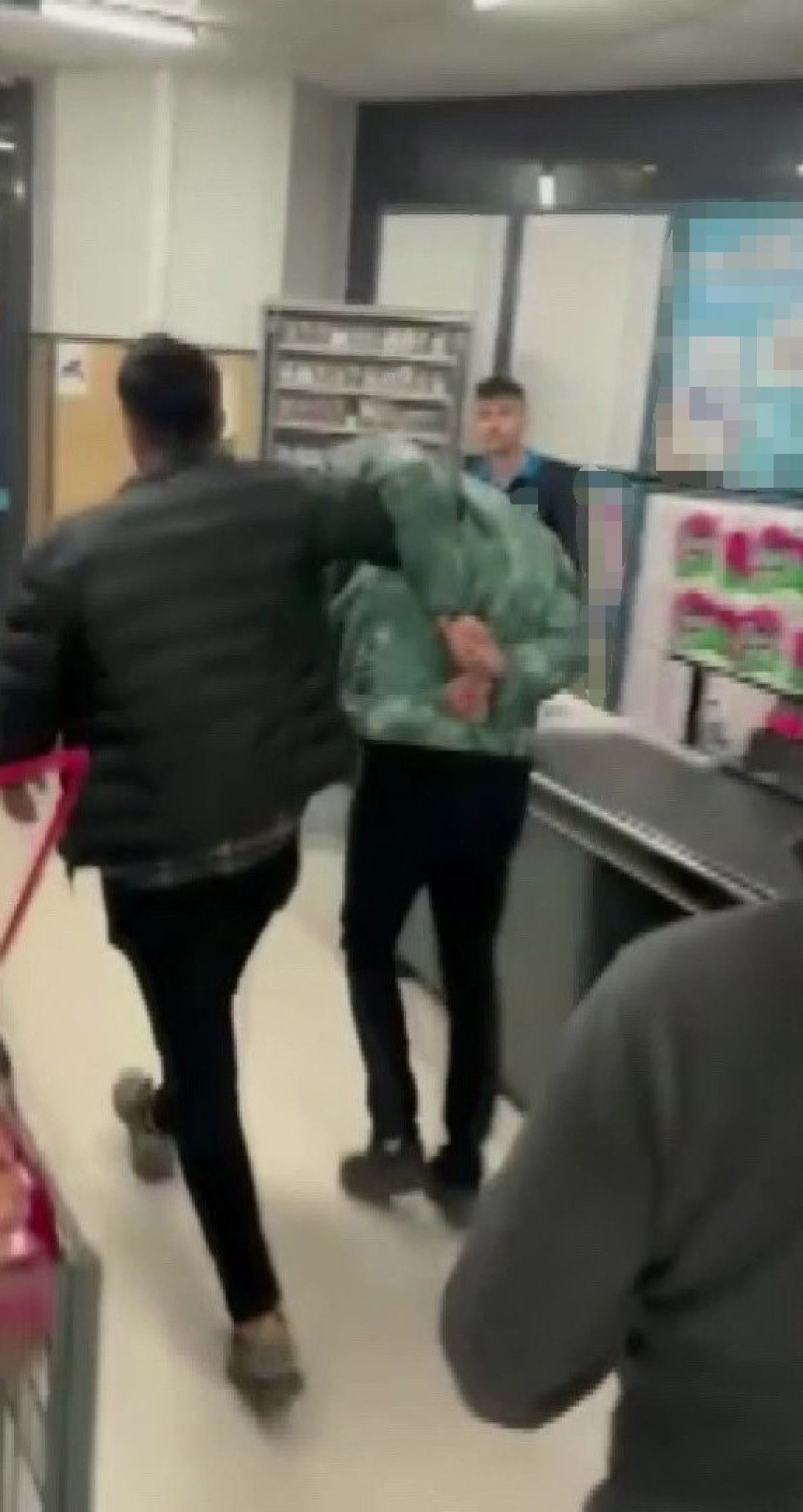 istanbulda ayni kafeye ikinci kez ates actilar 1 RmKXZ5Iv