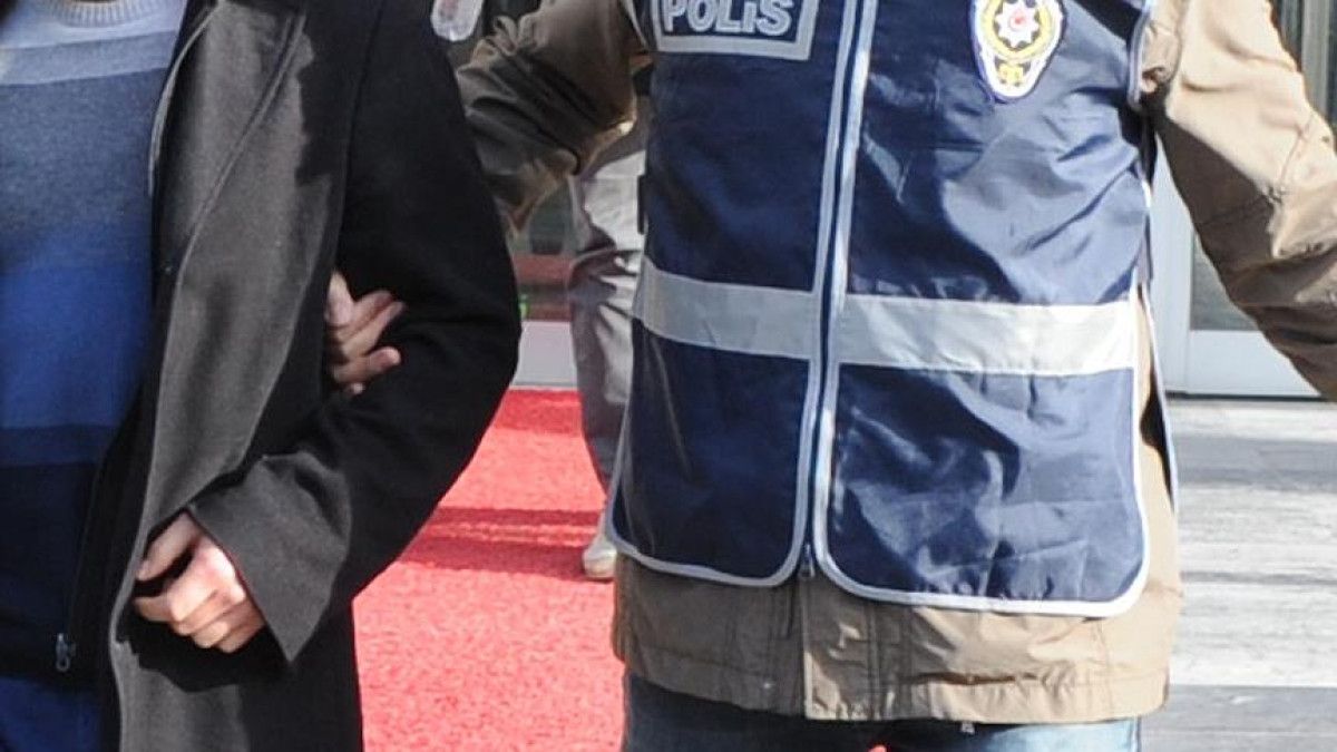 istanbulda cocukla dilenen 2 kadin hakkinda iddianame 0 cyNmWvF6