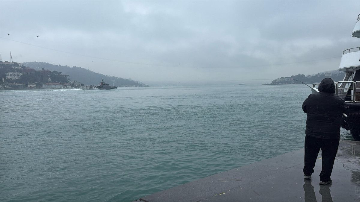 istanbulda kar yagisi balik tutmaya engel olamadi 2 mOpAWcA6