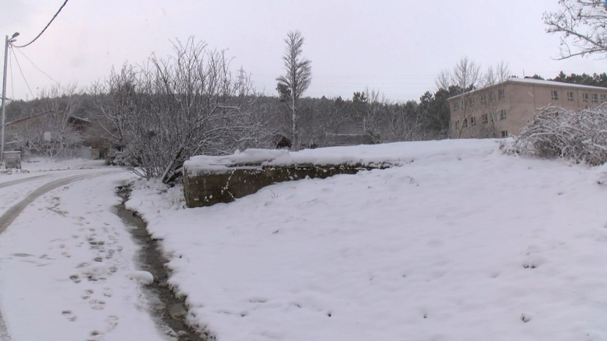 istanbulda kar yagisi etkisini surdurmeye devam ediyor 8