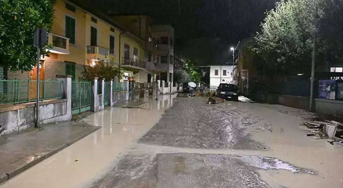 italyada siddetli yagis elba adasinda sel ve taskinlara yol acti 0 NpZVNnFa