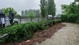 italyada siddetli yagis elba adasinda sel ve taskinlara yol acti 6nZKzQuL