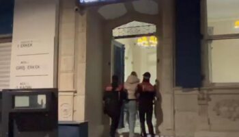 izmirde kesinlesmis hapis cezasi bulunan sahis yakalandi fbRMsAtn