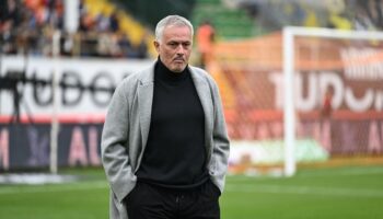 jose mourinho problemlerle ve sakatliklarla ilgili aglamiyoruz d2eJCbld