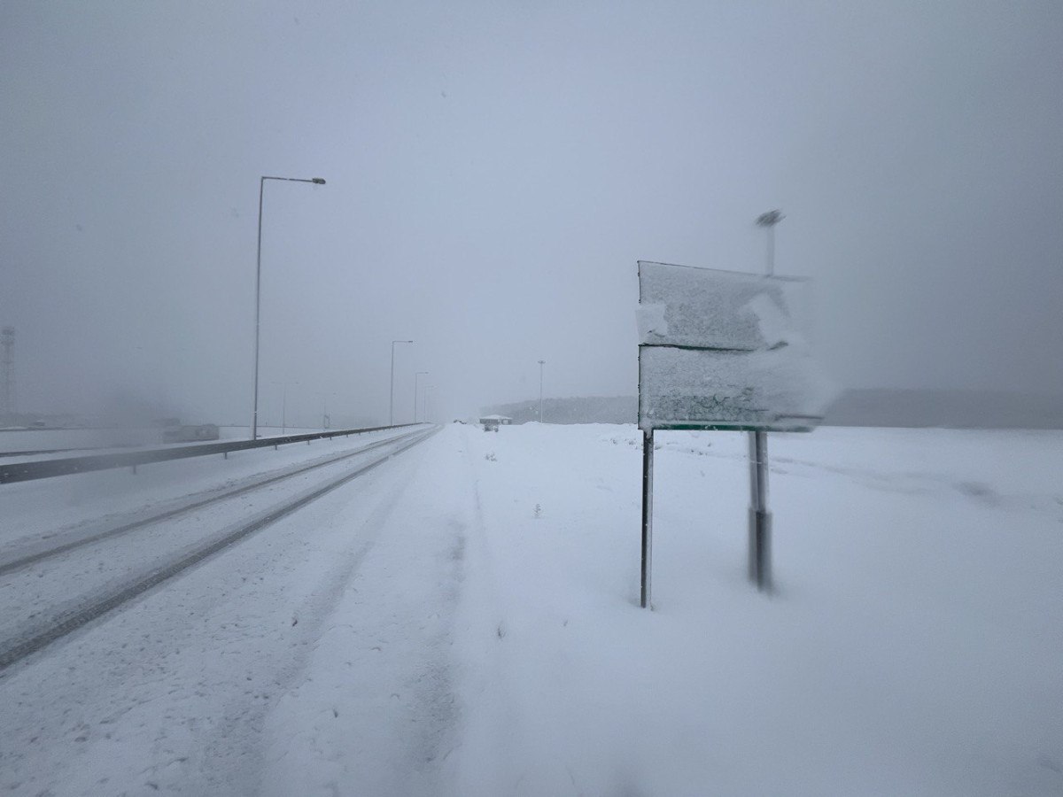 kar ve sis kuzey marmara otoyolunda ulasimi zorlastiriyor 1 k8KAByiG