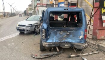 karamanda gizli buzlanma kazaya yol acti 1 yarali AaUAcQW7