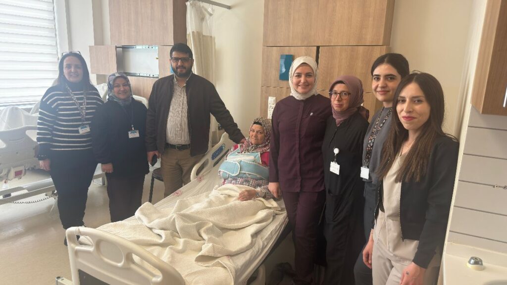 kastamonuda odun toplarken yaralanan sahis ameliyat edildi VqQmnwt3