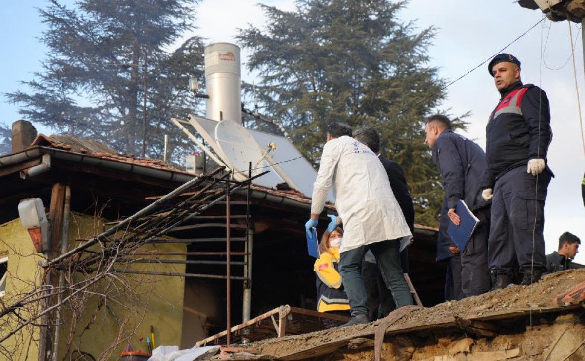 kirikkalede evde cikan yanginda mahsur kalan yasli kadin oldu 2