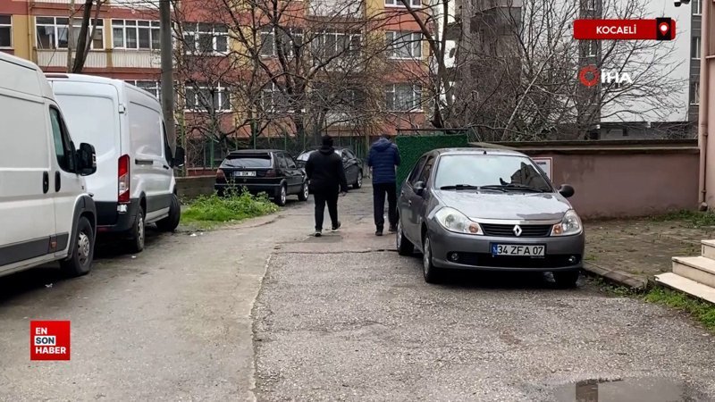 kocaelide 25 gunluk bebek sokaga terk edildi nDWVyQGg