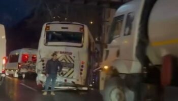 kocaelide 4 arac birbirine girdi 12 yarali fYEWfAd8